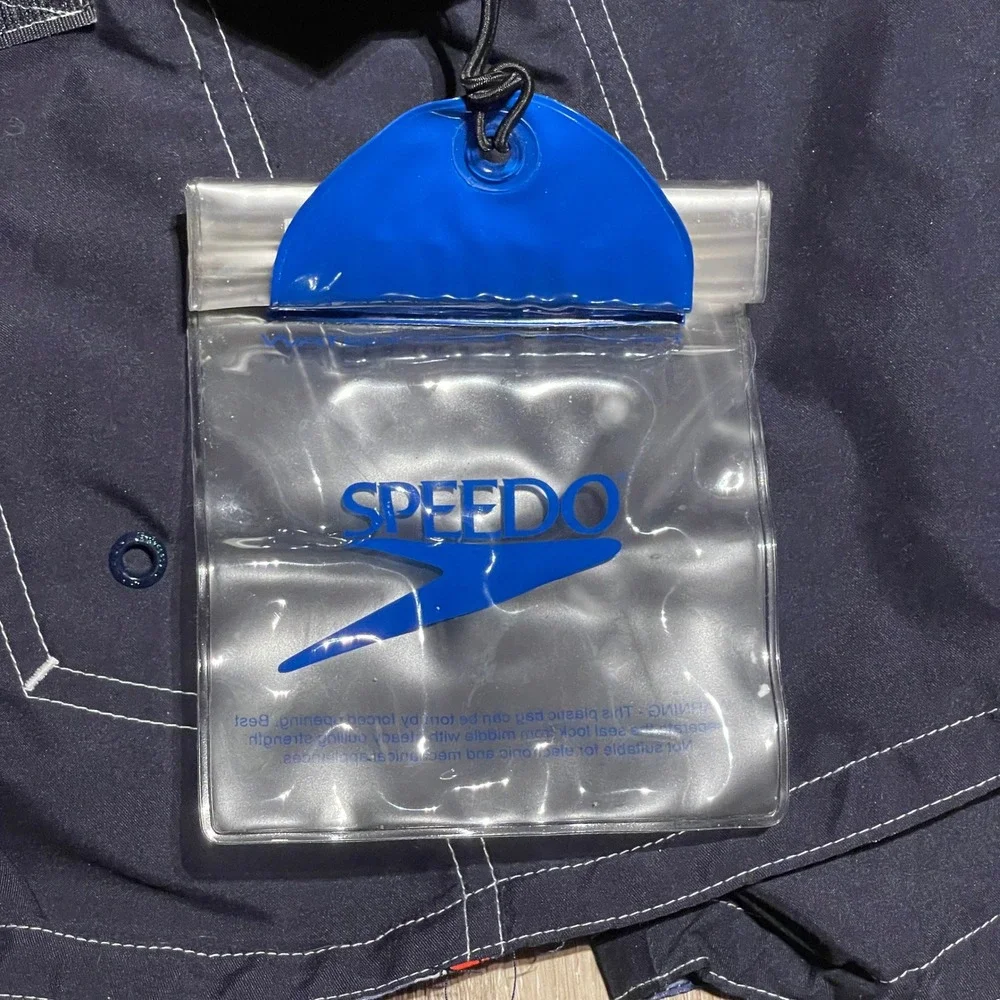 Speedo dive into